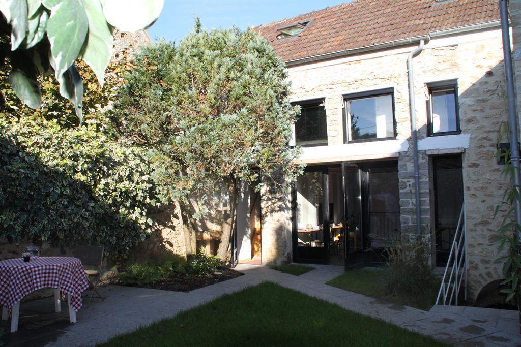 Le Nid D'Hirondelles Bed & Breakfast Perthes-en-Gatinais Eksteriør bilde