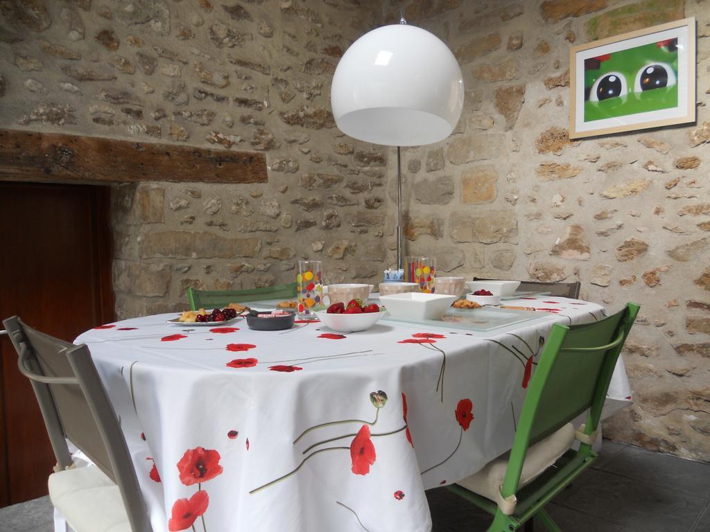 Le Nid D'Hirondelles Bed & Breakfast Perthes-en-Gatinais Eksteriør bilde