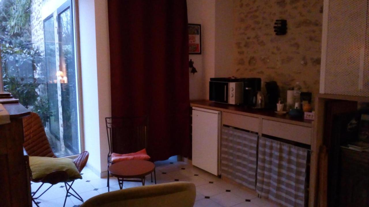 Le Nid D'Hirondelles Bed & Breakfast Perthes-en-Gatinais Eksteriør bilde
